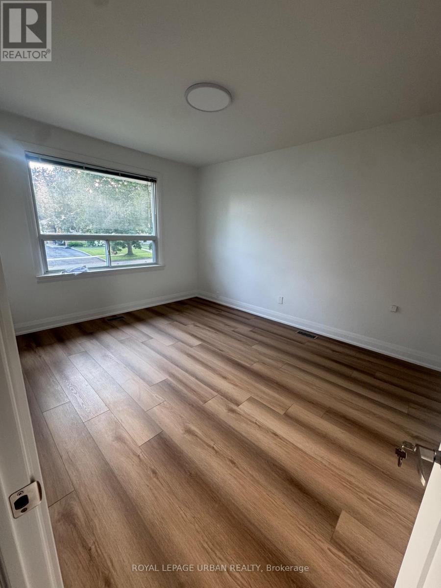 21 Chopin Avenue, Toronto, Ontario M1K 2W3 - Photo 10 - E13547494