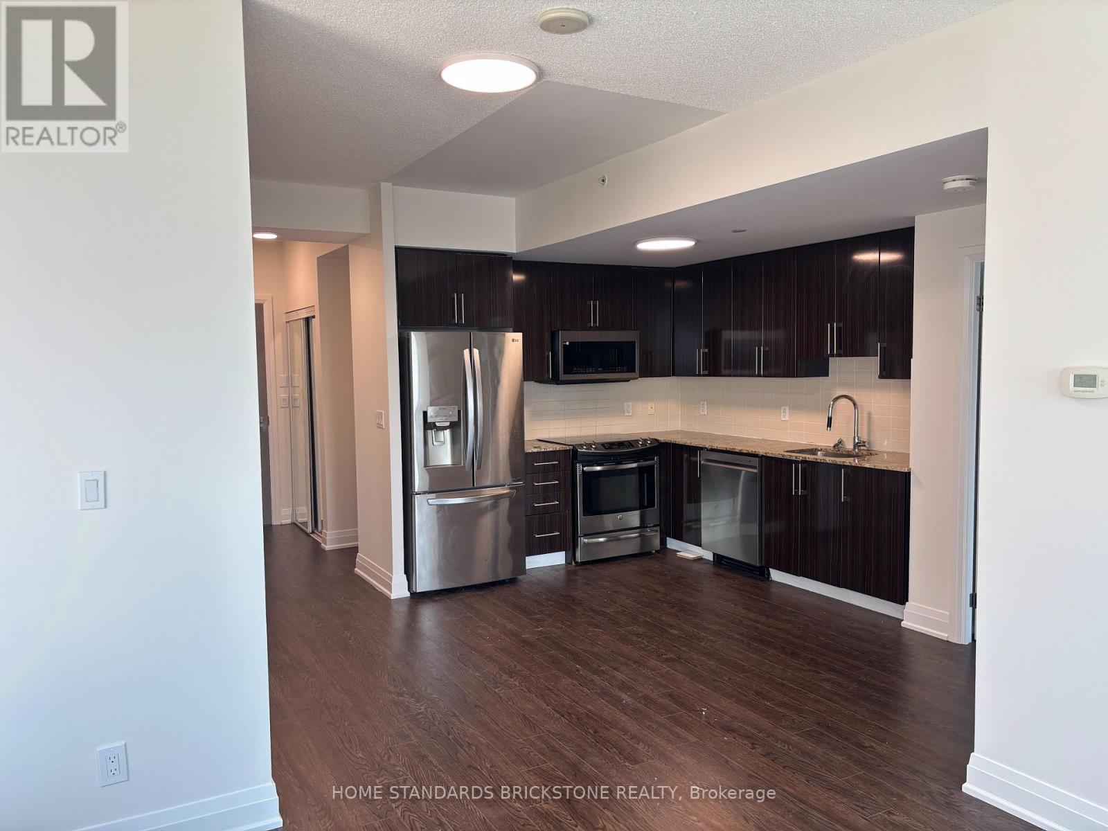 Ph 108 - 7165 Yonge Street, Markham, Ontario  L3T 0C9 - Photo 10 - N13525404