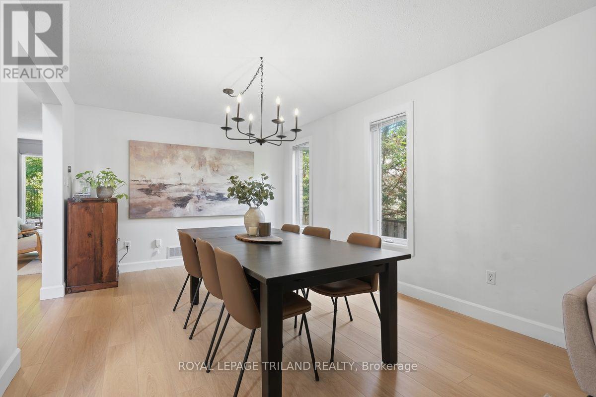 921 Guildwood Boulevard, London North, Ontario  N6H 5G4 - Photo 12 - X13555324