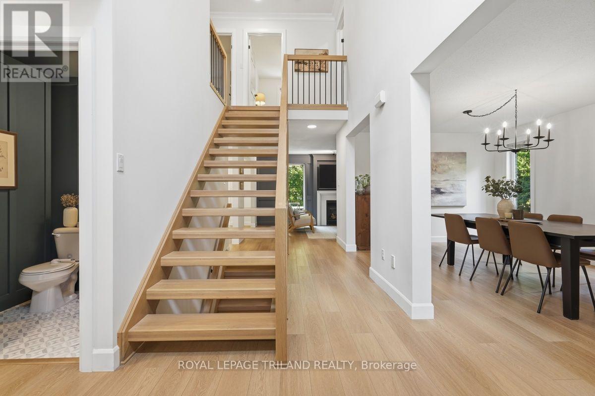 921 Guildwood Boulevard, London North, Ontario  N6H 5G4 - Photo 8 - X13555324