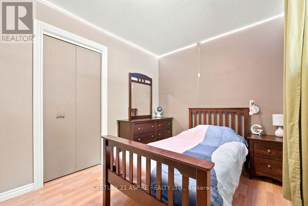 23 Roy Street, Petawawa, Ontario  K8H 3A5 - Photo 37 - X13555206