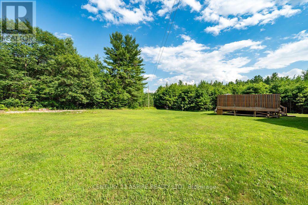 48 Plum Tree Lane, Petawawa, Ontario  K8H 2W8 - Photo 5 - X13555304