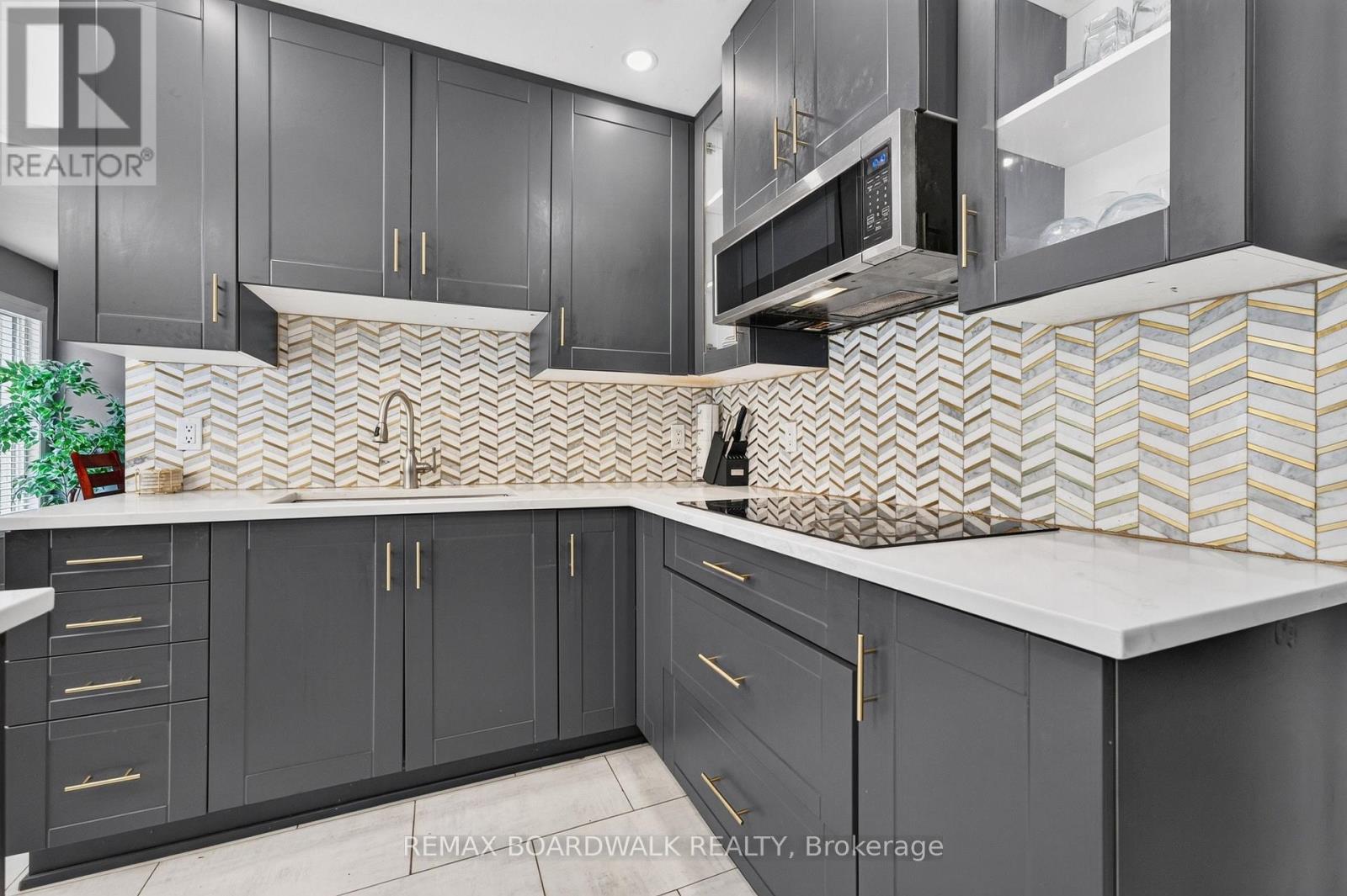 86 Vanstone Drive, Ottawa, Ontario  K2L 3T1 - Photo 18 - X13555290