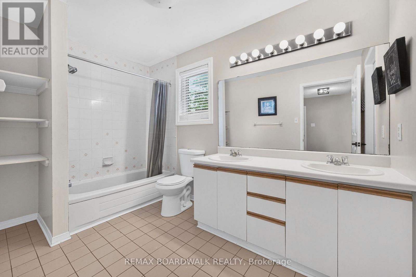 86 Vanstone Drive, Ottawa, Ontario  K2L 3T1 - Photo 35 - X13555290