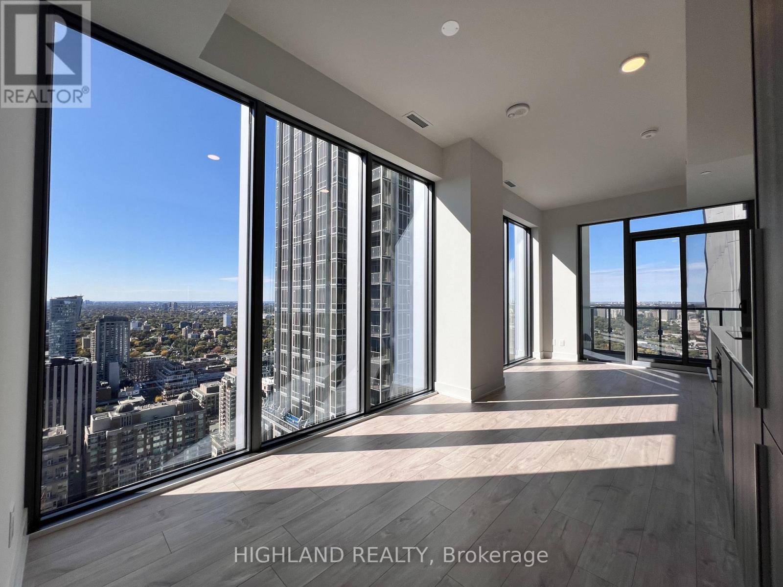 3802 - 8 Cumberland Street, Toronto, Ontario M4W 0B6 - Photo 11 - C13555232