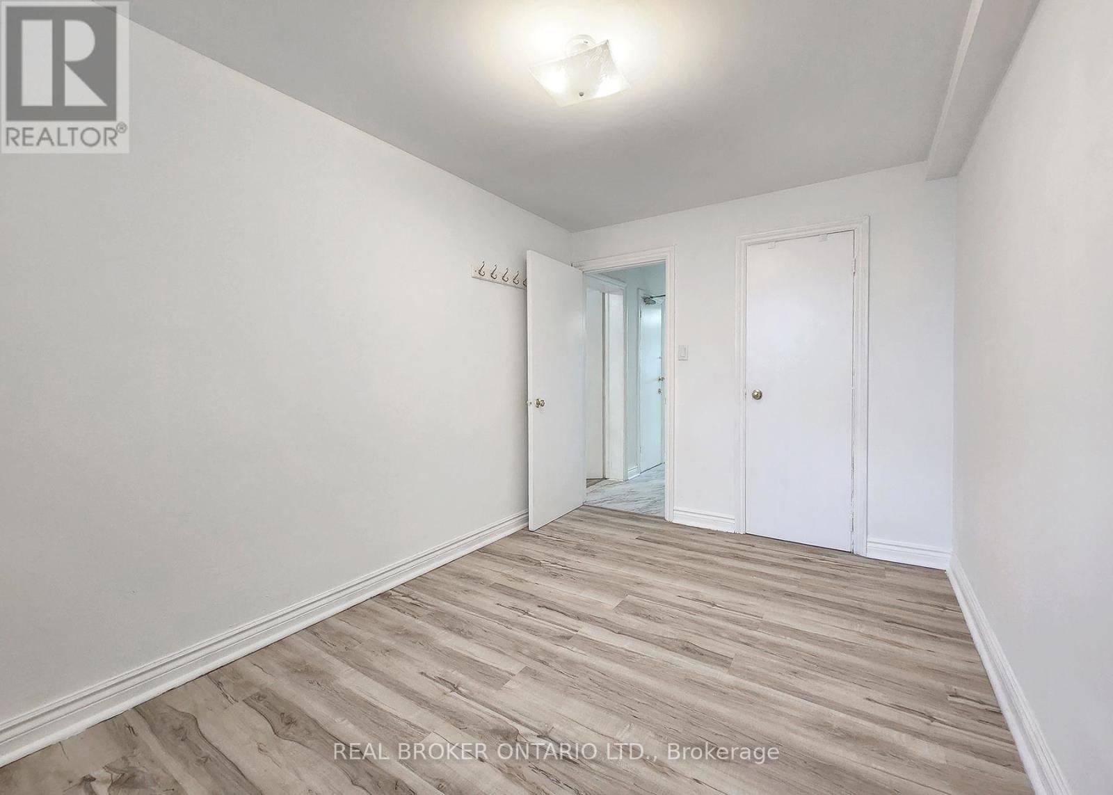 1 - 388 Winona Drive, Toronto, Ontario M6C 3T5 - Photo 11 - C13555278