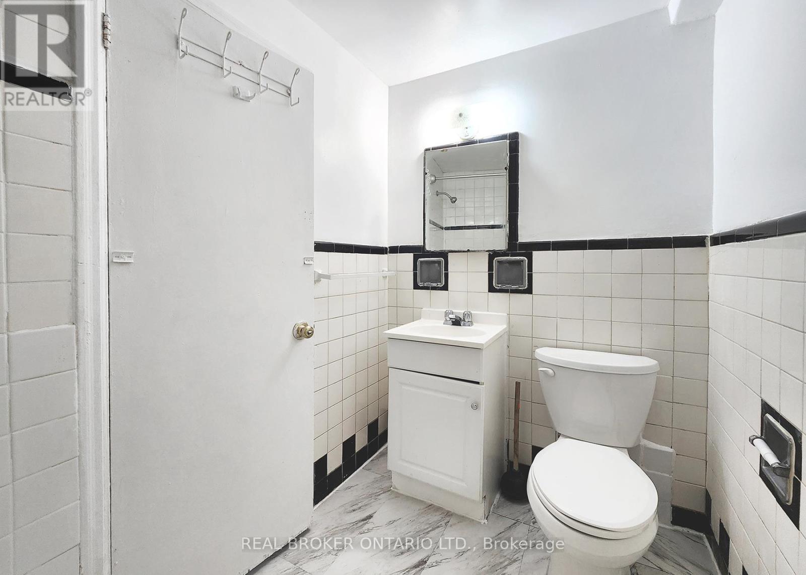 1 - 388 Winona Drive, Toronto, Ontario M6C 3T5 - Photo 12 - C13555278