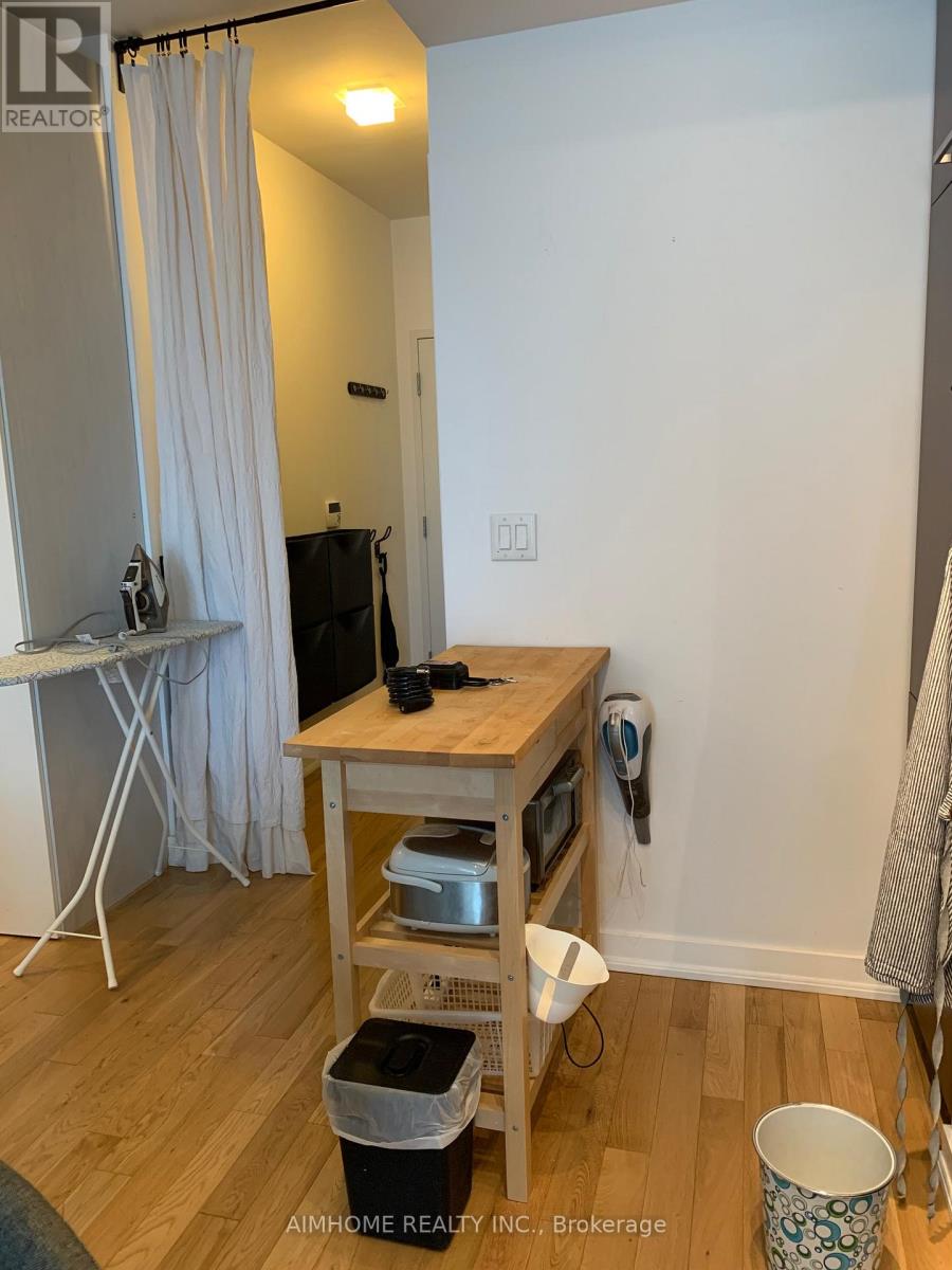 1909 - 12 York Street, Toronto, Ontario M5J 0A9 - Photo 8 - C13555288