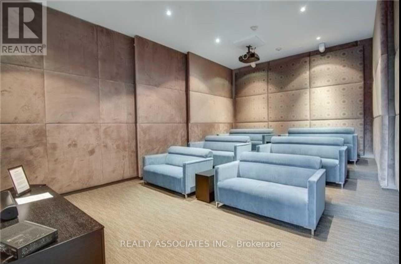1309 - 832 Bay Street, Toronto, Ontario  M5S 1Z6 - Photo 11 - C13555318