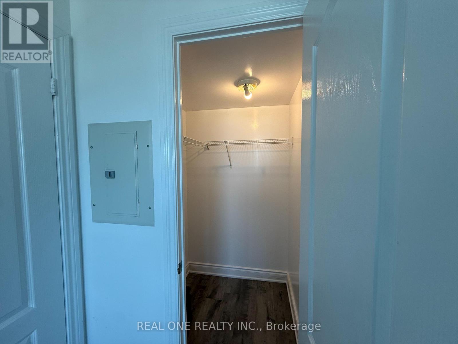 1802 - 60 Brian Harrison Way, Toronto, Ontario M1P 5J5 - Photo 10 - E13555216