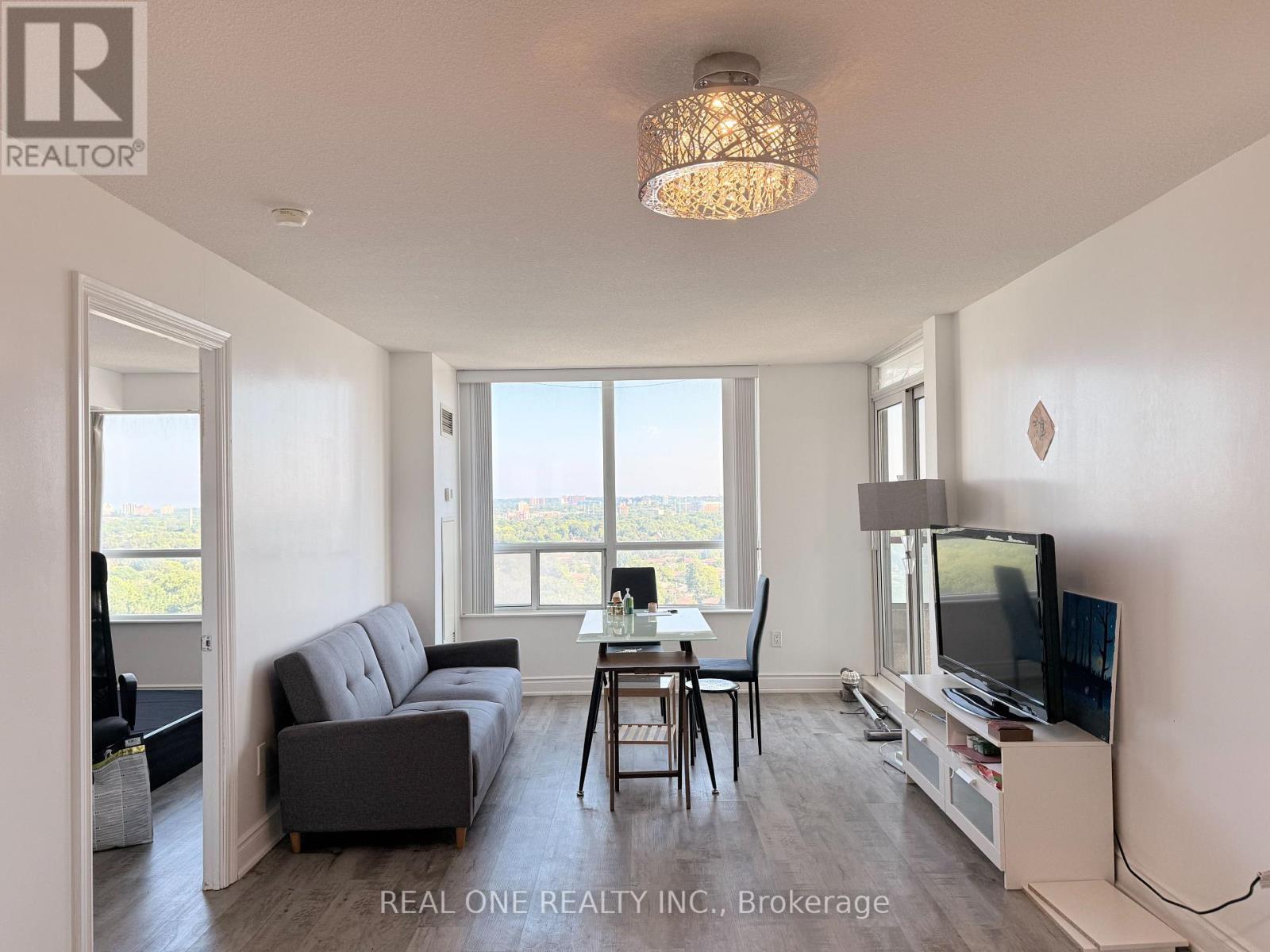 1802 - 60 Brian Harrison Way, Toronto, Ontario M1P 5J5 - Photo 6 - E13555216
