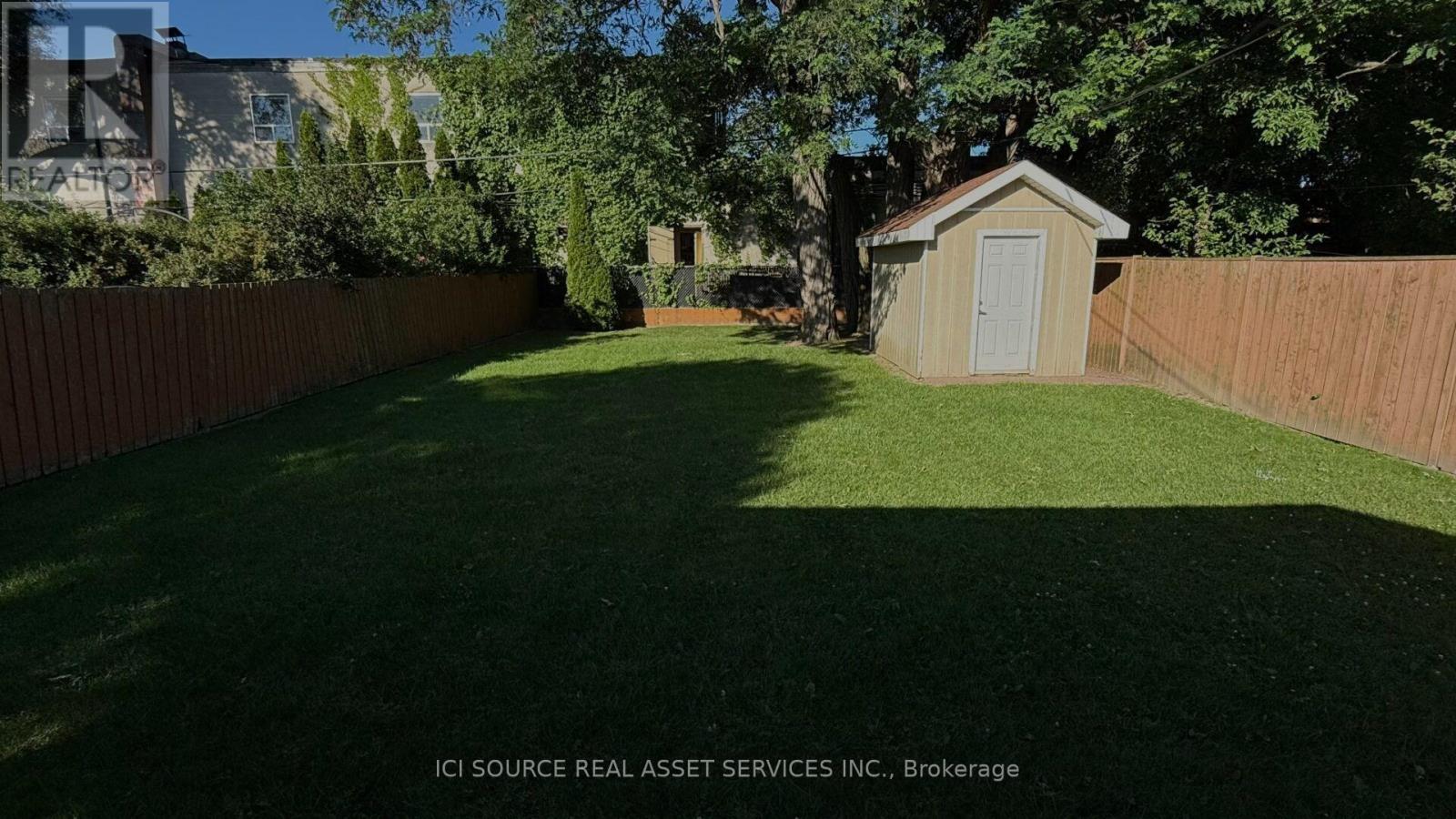 Main Fl - 17 Hubert Avenue, Toronto, Ontario M1K 1Z7 - Photo 2 - E13555222