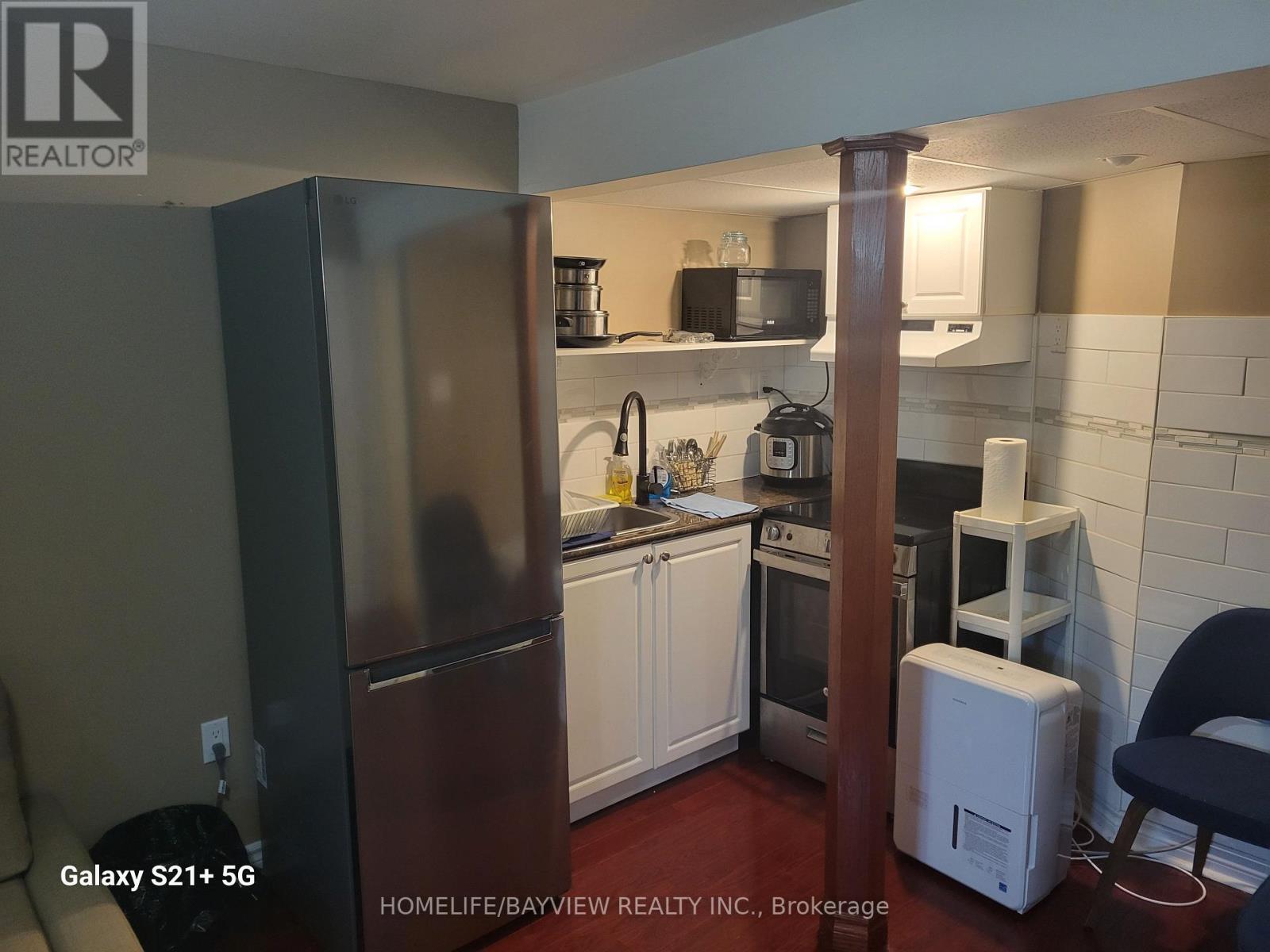 141 Berner Trail, Toronto, Ontario  M1B 1B5 - Photo 15 - E13555246