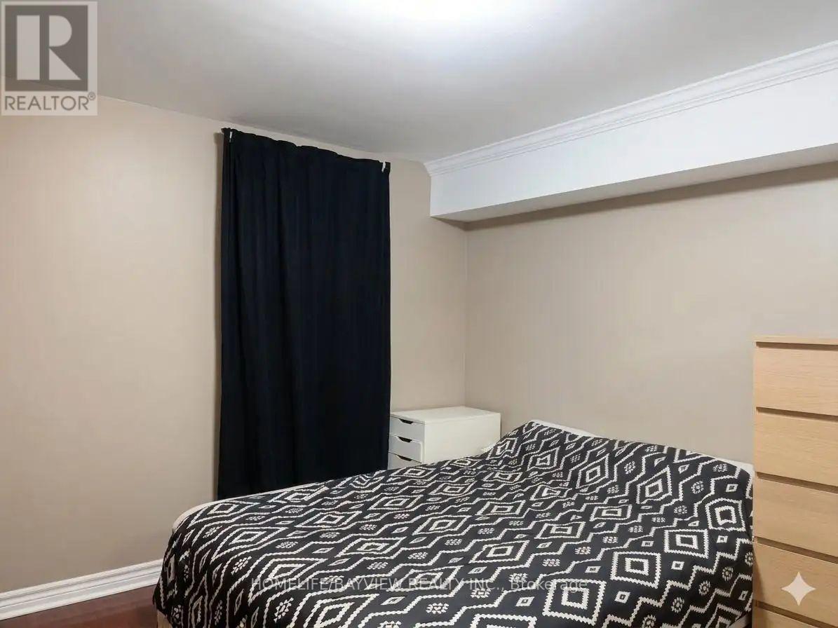 141 Berner Trail, Toronto, Ontario  M1B 1B5 - Photo 16 - E13555246