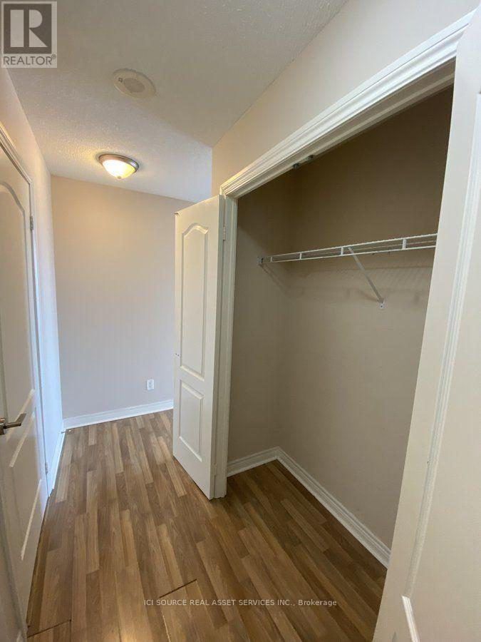 Ph3305 - 70 Town Centre Court, Toronto, Ontario M1P 0B2 - Photo 3 - E13555262