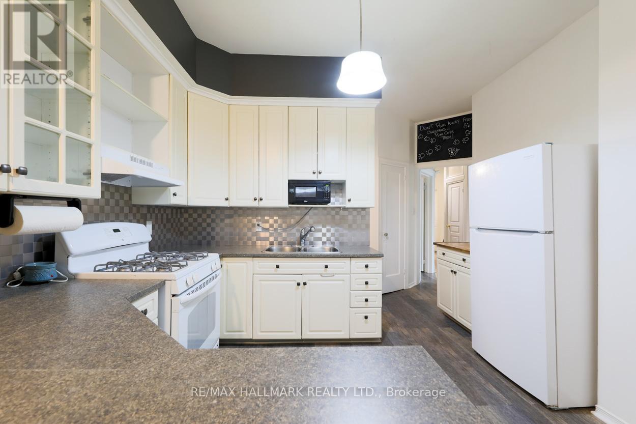 Main Floor - 405 Kingston Road, Toronto, Ontario  M4L 1V1 - Photo 7 - E13555312
