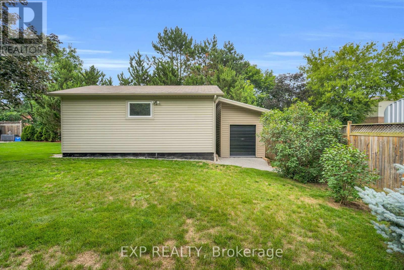 113 Oriole Drive, East Gwillimbury, Ontario  L9N 1H1 - Photo 35 - N13555210
