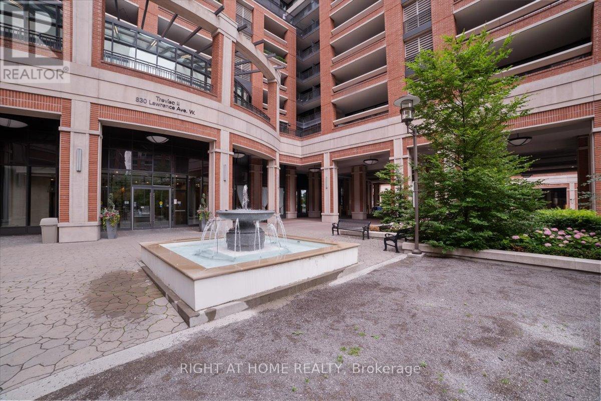 537 - 830 LAWRENCE AVENUE, Toronto (Yorkdale-Glen Park)