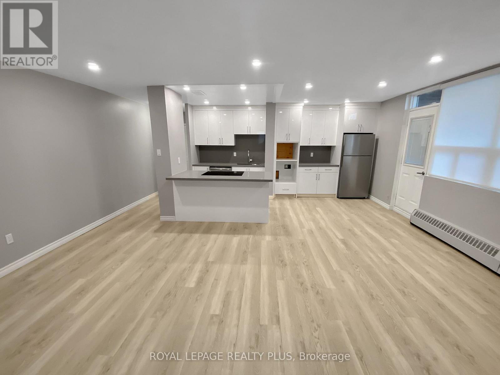 402 - 3065 Queen Frederica Drive, Mississauga, Ontario L4Y 3A3 - Photo 10 - W13555200
