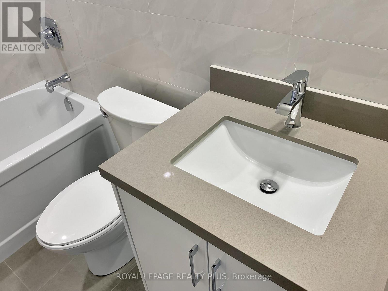 402 - 3065 Queen Frederica Drive, Mississauga, Ontario L4Y 3A3 - Photo 13 - W13555200