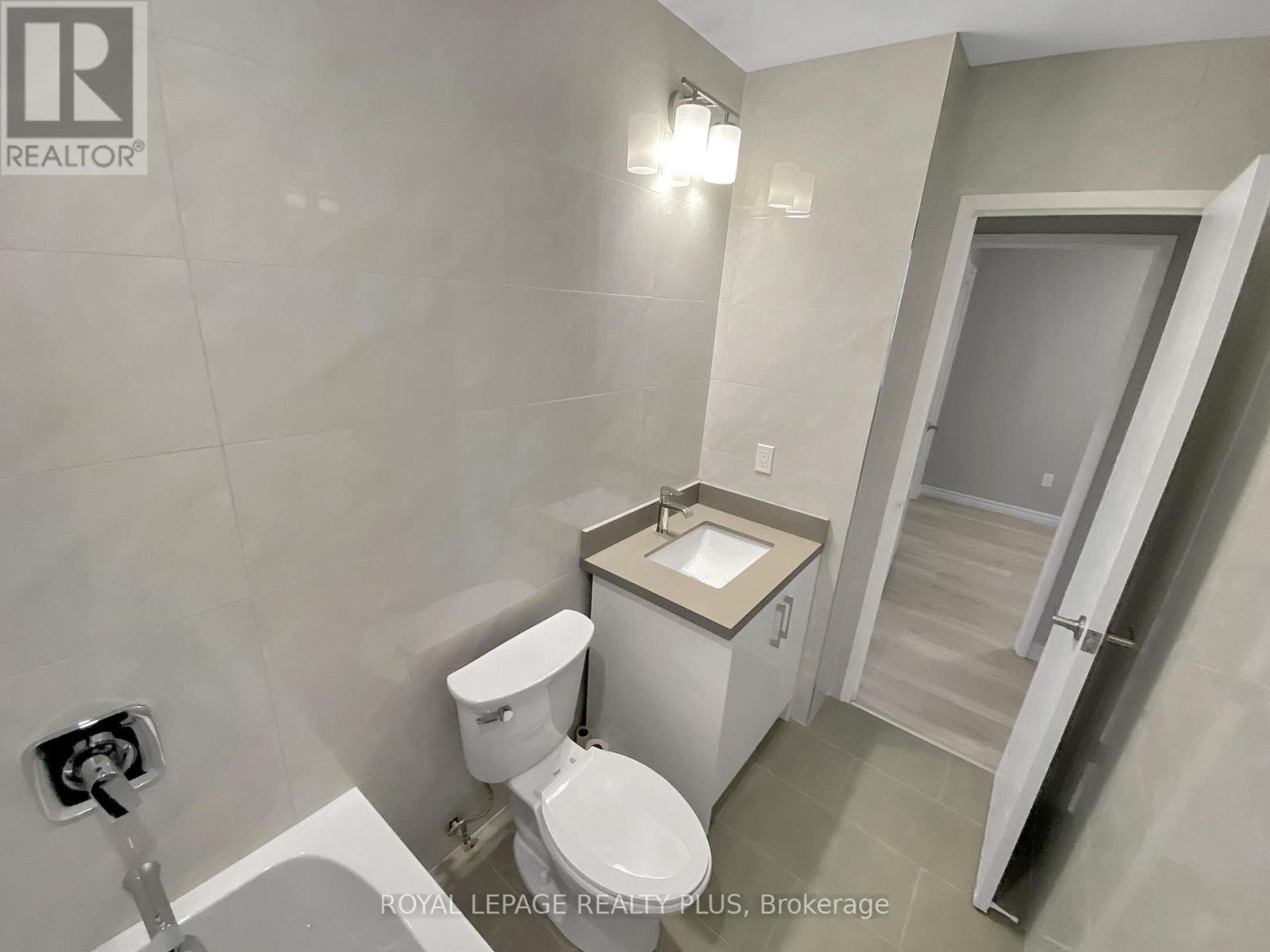 402 - 3065 Queen Frederica Drive, Mississauga, Ontario L4Y 3A3 - Photo 14 - W13555200