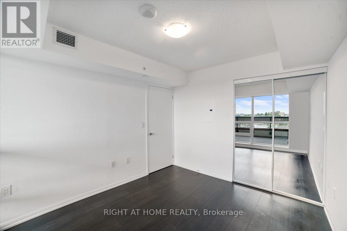 537 - 830 Lawrence Avenue, Toronto, Ontario M6A 0C4 - Photo 9 - W13555212