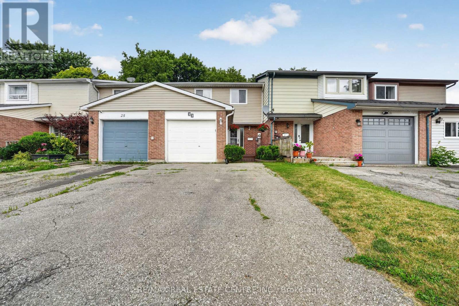 23 Burbank Crescent, Orangeville, Ontario  L9W 3E6 - Photo 3 - W13555240
