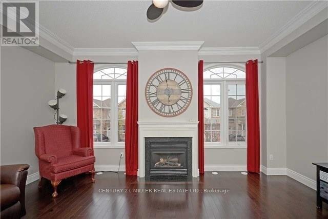 2357 Sutton Drive, Burlington, Ontario L7L 6Y6 - Photo 4 - W13555280