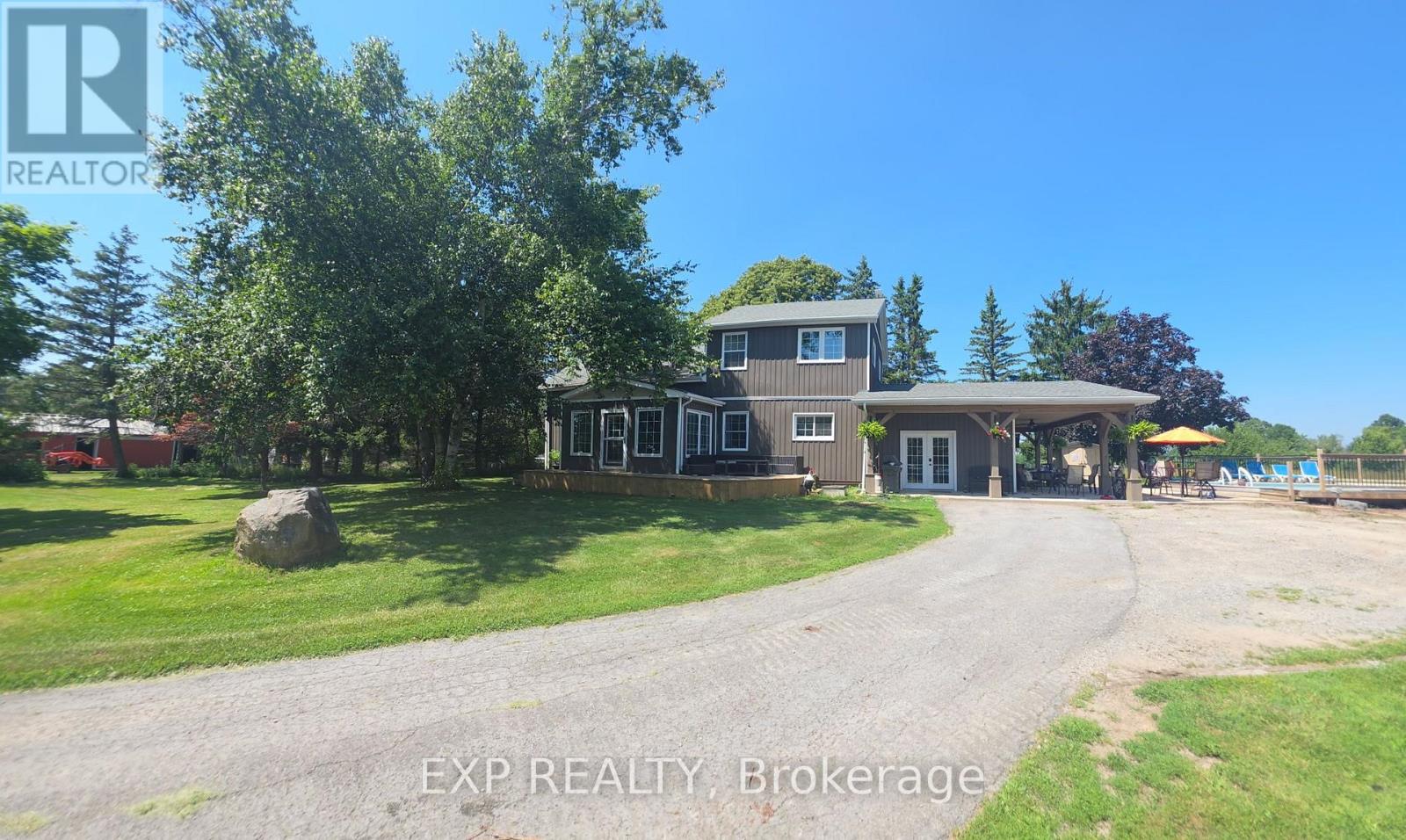 9043 RIDGE ROAD, Niagara Falls (Schisler)