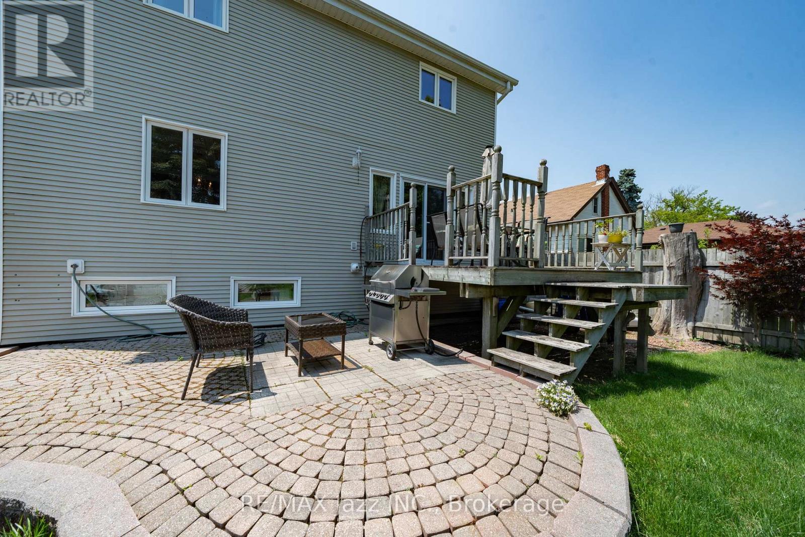 917 Byron Street N, Whitby, Ontario  L1N 4P2 - Photo 43 - E13555412