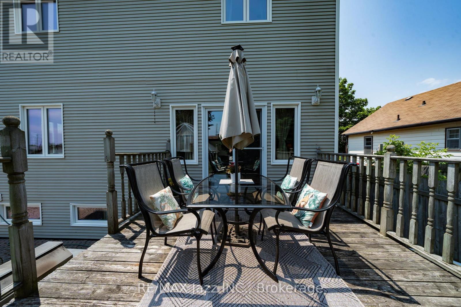 917 Byron Street N, Whitby, Ontario  L1N 4P2 - Photo 45 - E13555412