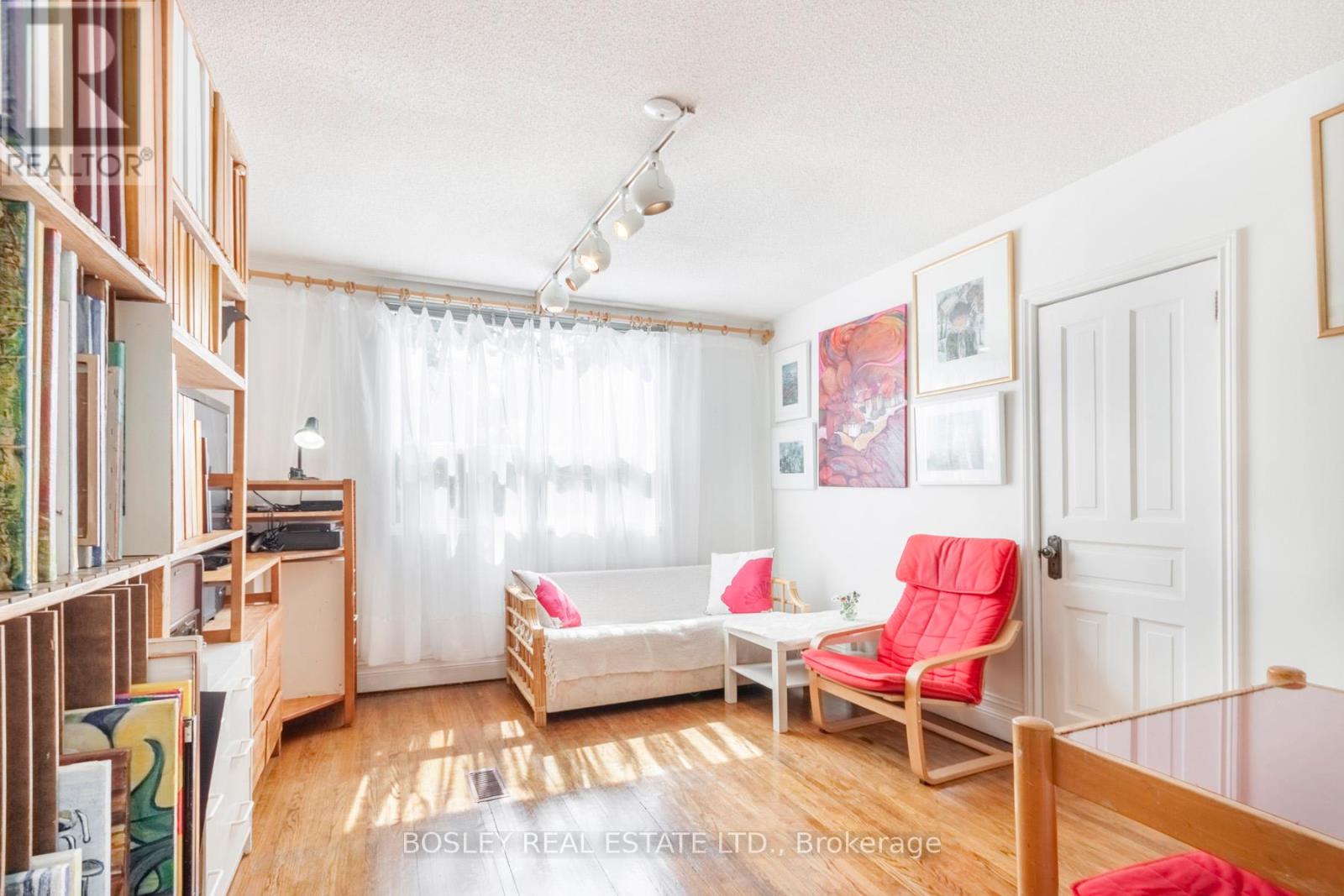 22 Martin Crescent, Toronto, Ontario  M4S 2V2 - Photo 22 - C13555376