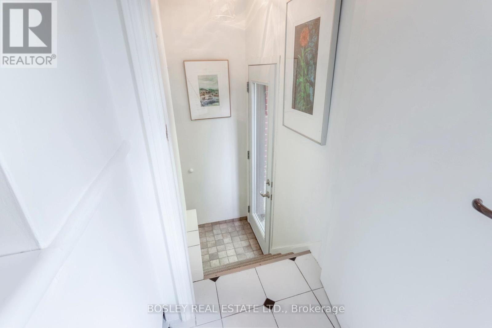 22 Martin Crescent, Toronto, Ontario  M4S 2V2 - Photo 25 - C13555376
