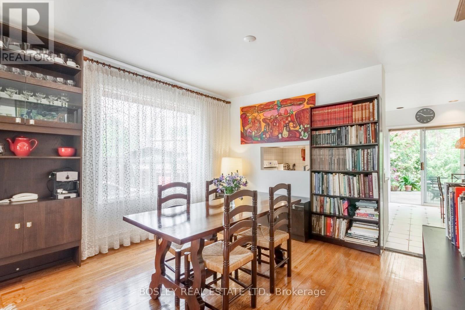 22 Martin Crescent, Toronto, Ontario  M4S 2V2 - Photo 9 - C13555376