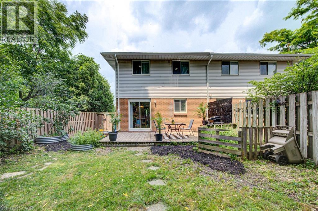 250 Dinison Crescent, Kitchener, Ontario  N2E 3G8 - Photo 38 - 40847267