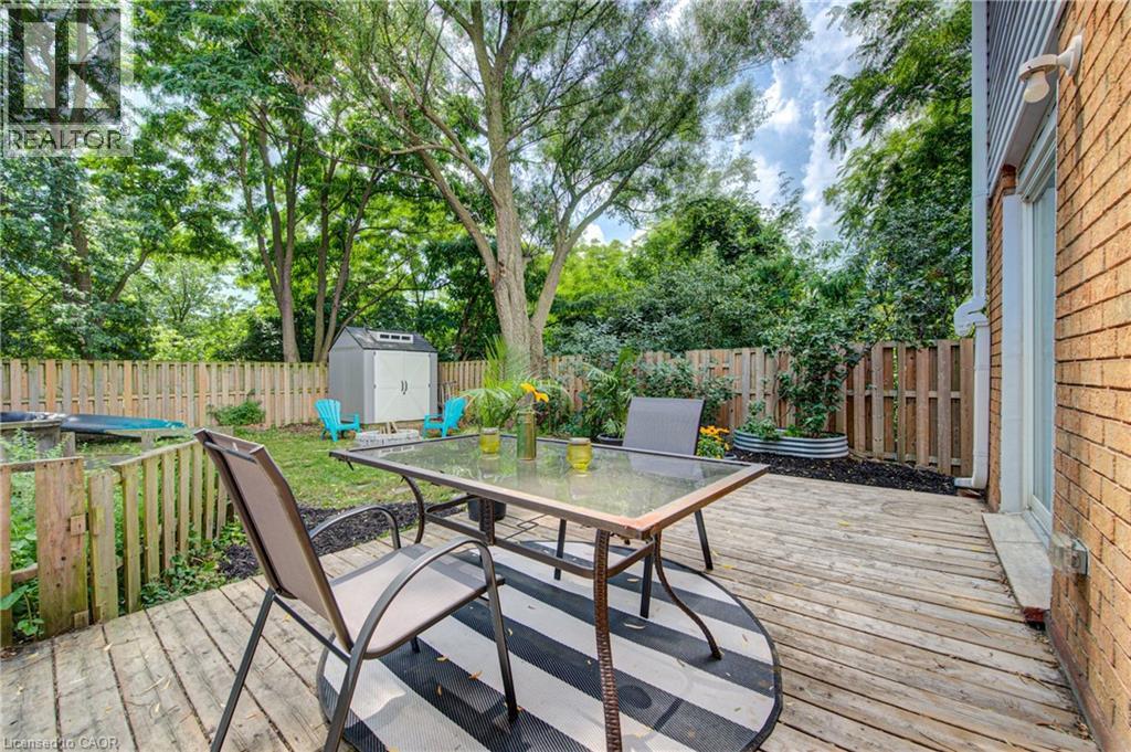250 Dinison Crescent, Kitchener, Ontario  N2E 3G8 - Photo 43 - 40847267