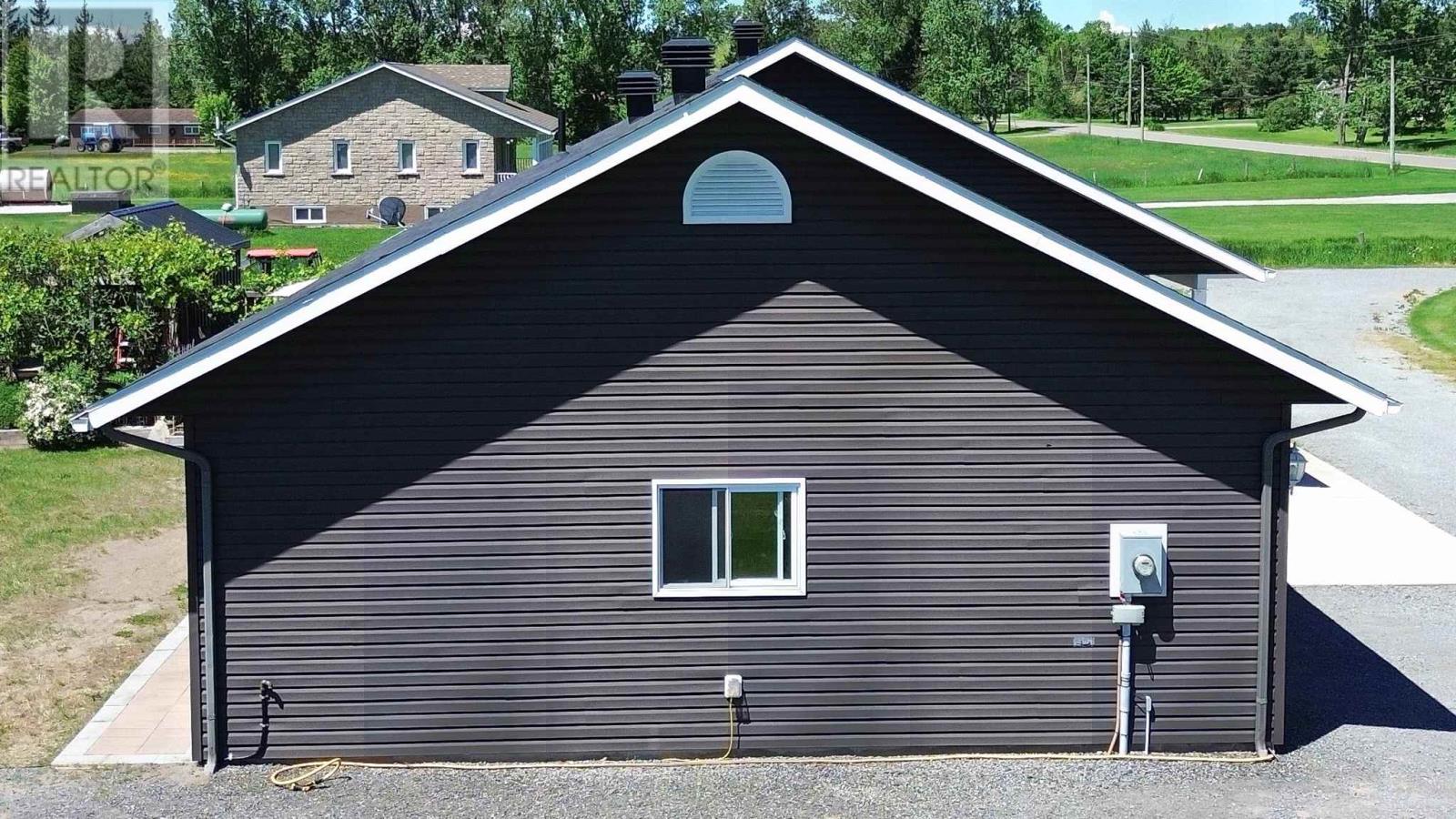1503 Base Lin, Sault Ste. Marie, Ontario  P6A 5K6 - Photo 16 - SM261824