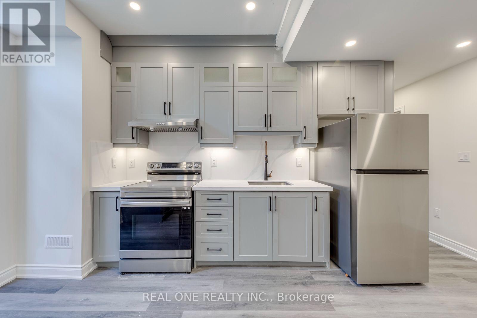 Bsmt - 43 Viva Gardens, Oakville, Ontario L6H 0Z1 - Photo 10 - W13555368