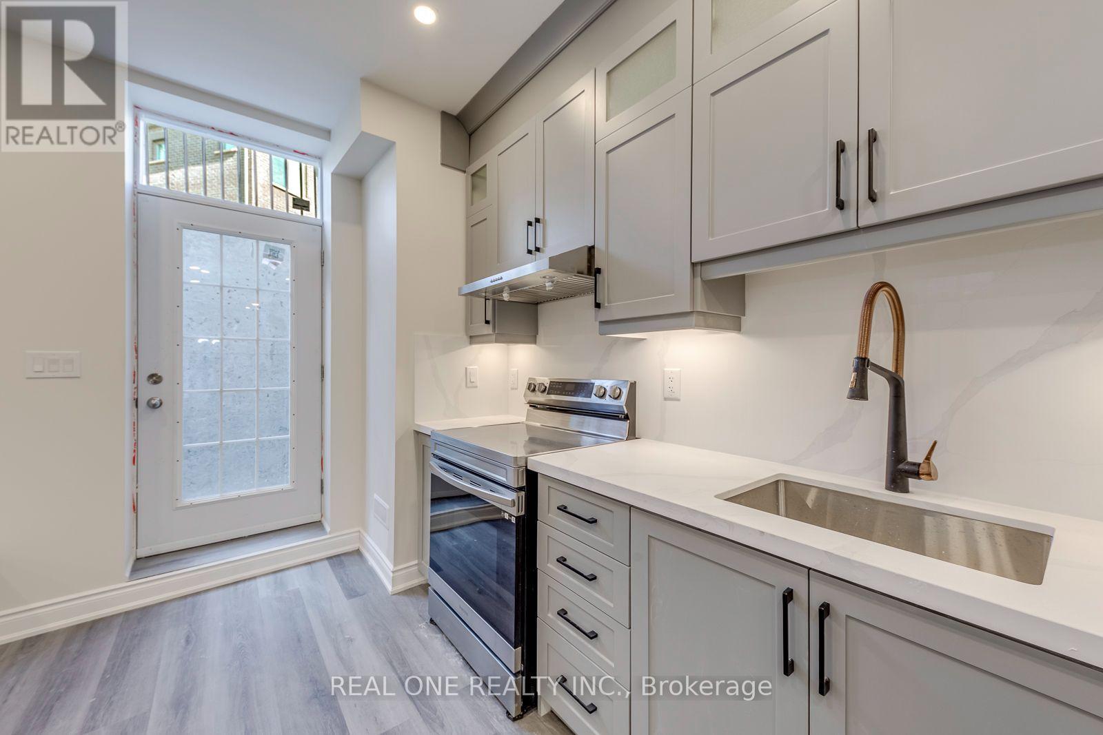 Bsmt - 43 Viva Gardens, Oakville, Ontario L6H 0Z1 - Photo 11 - W13555368
