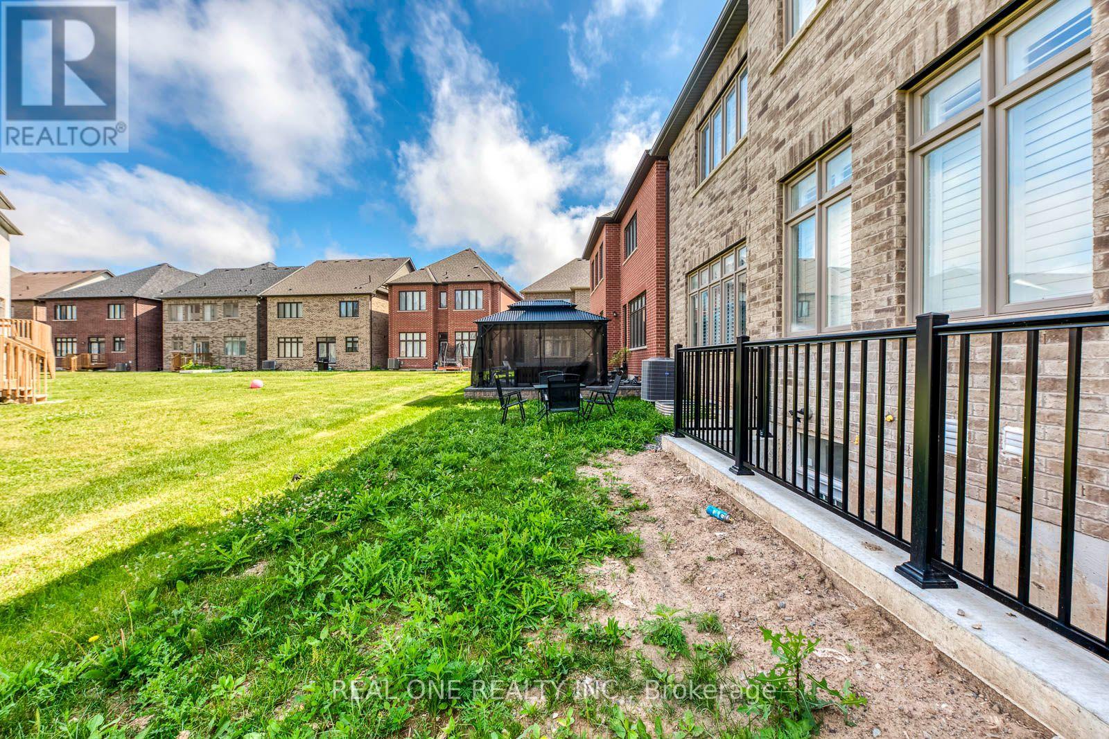 Bsmt - 43 Viva Gardens, Oakville, Ontario L6H 0Z1 - Photo 2 - W13555368