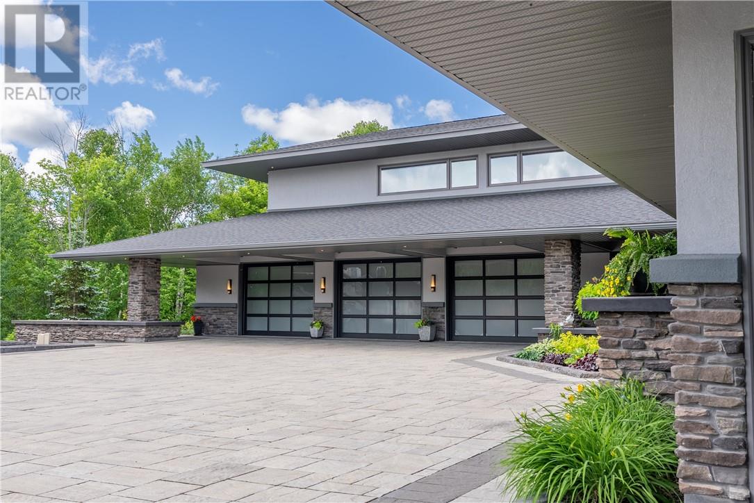2981 Valleyview Road, Blezard Valley, Ontario  P3N 1R2 - Photo 4 - 2128856
