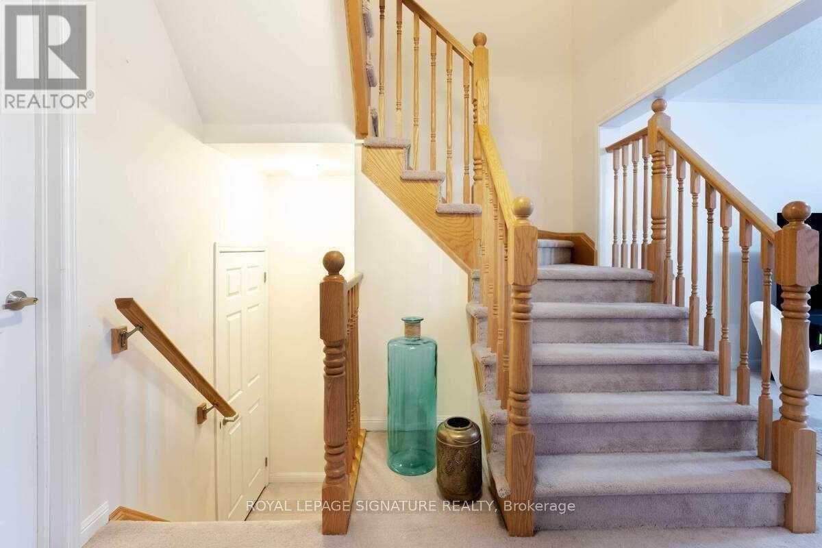 926 Nadalin Heights, Milton, Ontario L9T 8R2 - Photo 18 - W13538504