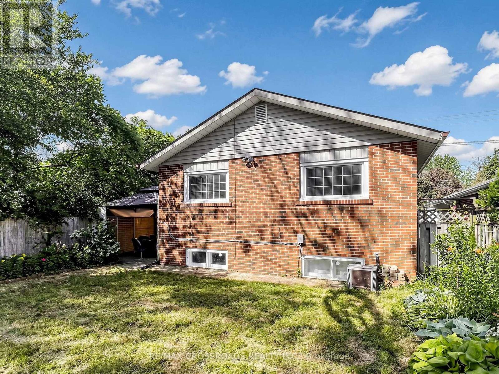 29 Orton Park Road, Toronto, Ontario  M1G 3G2 - Photo 29 - E13550614
