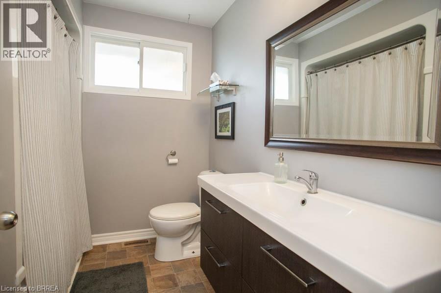 41 Pinehill Drive, Brantford, Ontario  N3T 0L1 - Photo 19 - 40846852
