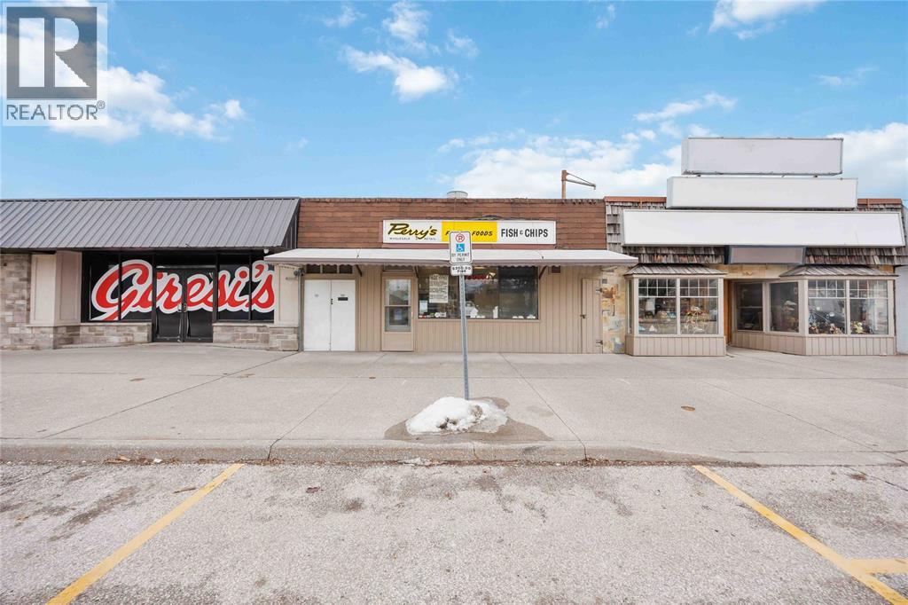 140 EAST STREET North Sarnia Ontario Canada N7T6X2 3