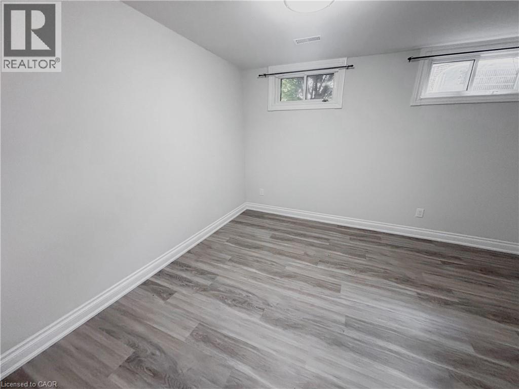 15 Westchester Place Unit# Lower, Kitchener, Ontario  N2B 3M6 - Photo 10 - 40843629