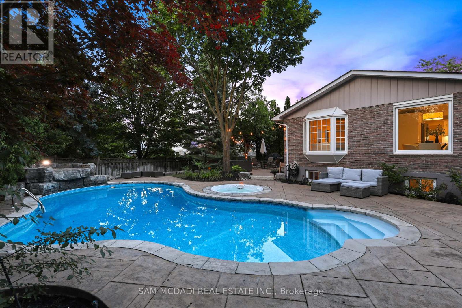 38 Kenninghall Boulevard, Mississauga, Ontario  L5N 1J4 - Photo 42 - W13552650