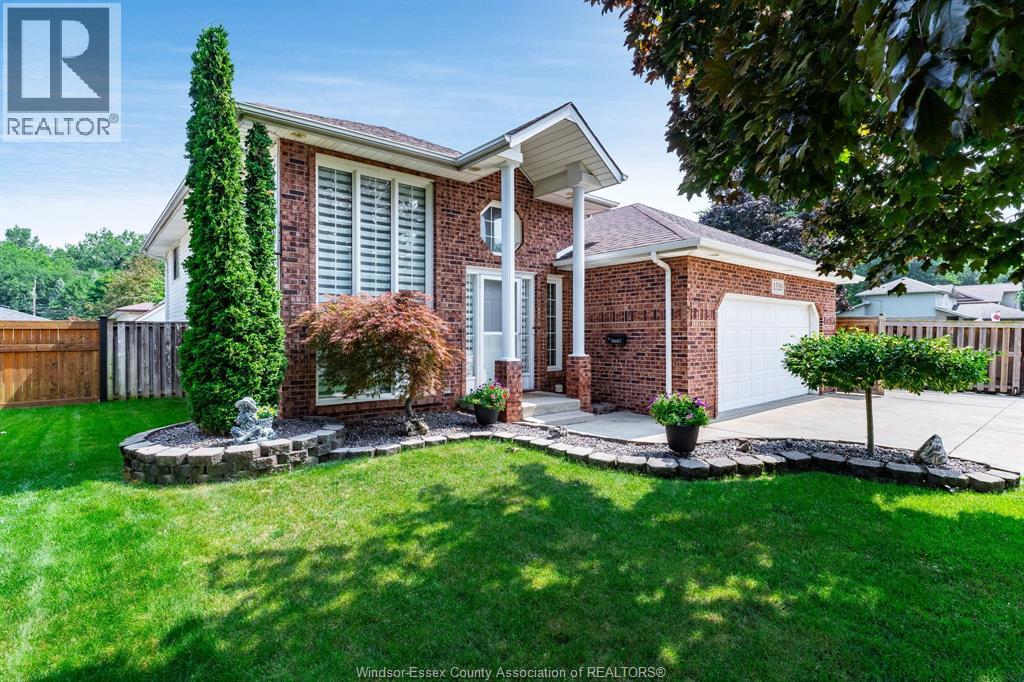 1520 Maple, LaSalle, Ontario