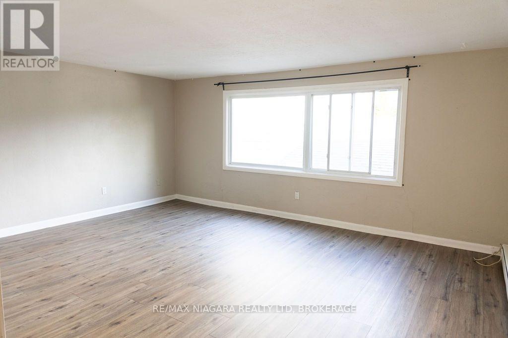 2 - 27 Main Street, St. Catharines, Ontario  L2N 4T6 - Photo 2 - X13555524
