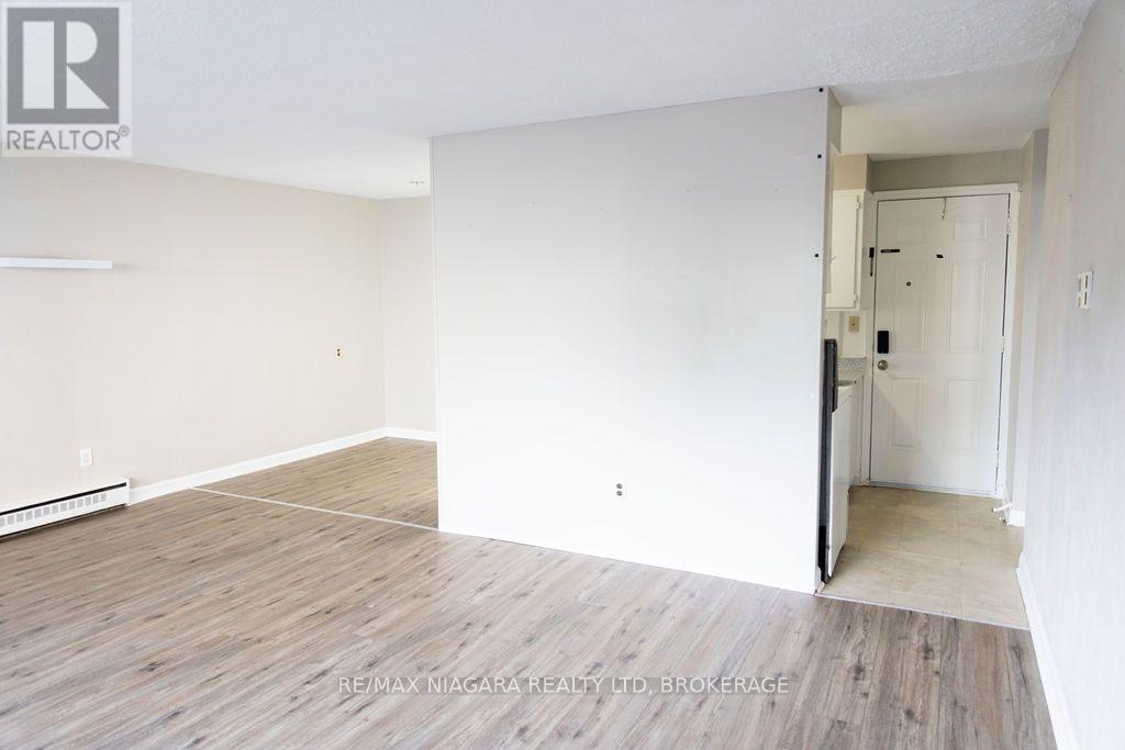 2 - 27 Main Street, St. Catharines, Ontario  L2N 4T6 - Photo 4 - X13555524